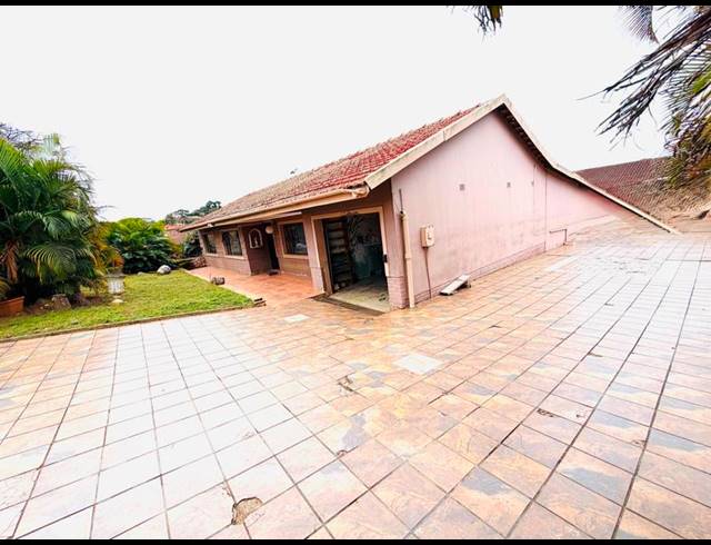 4 BEDROOM HOUSE FOR SALE IN YELLOWWOOD PARK